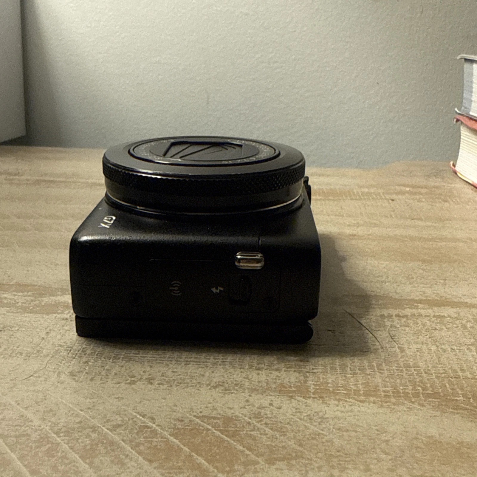 Canon PowerShot G7 X Mark I Digital Camera 20.1MP 1-Inch Sensor, 4.2x Optical thumbnail 3