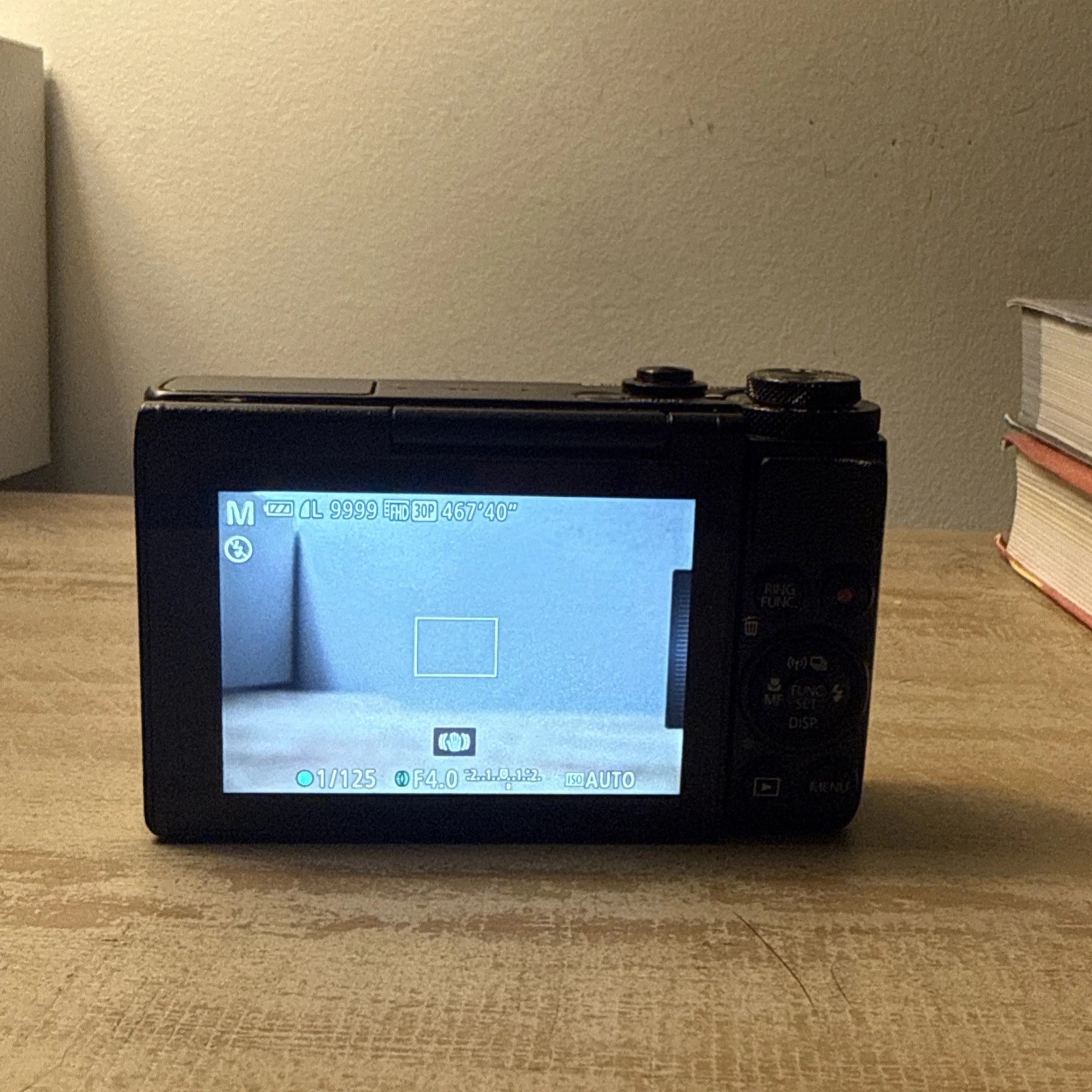 Canon PowerShot G7 X Mark I Digital Camera 20.1MP 1-Inch Sensor, 4.2x Optical thumbnail 5