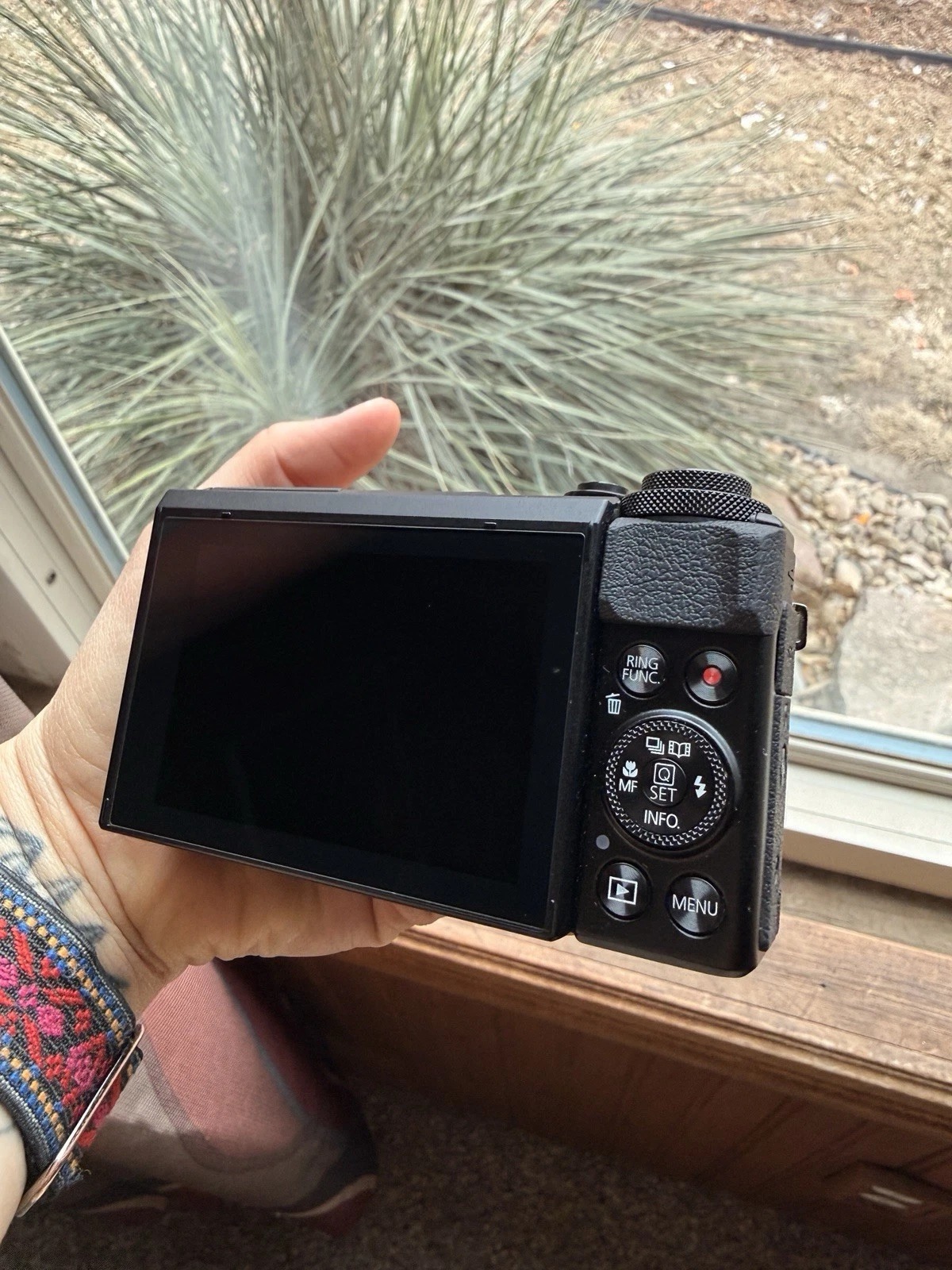 Canon PowerShot G7 X Mark II 20.1MP Compact Camera – 4.2x Zoom – Black thumbnail 3