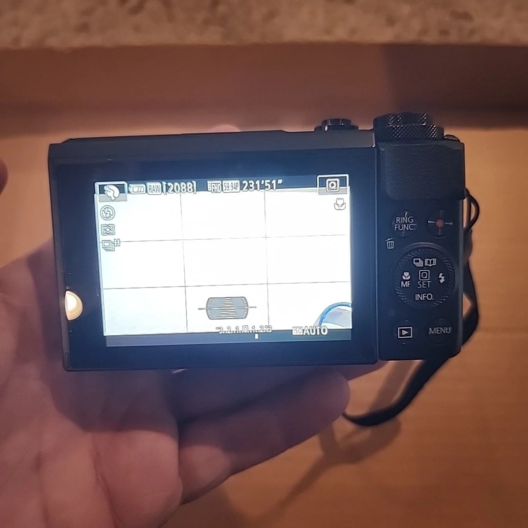 Canon PowerShot G7 X Mark II 20.1MP Compact Camera – Black | With Charger & Camera Bag thumbnail 7