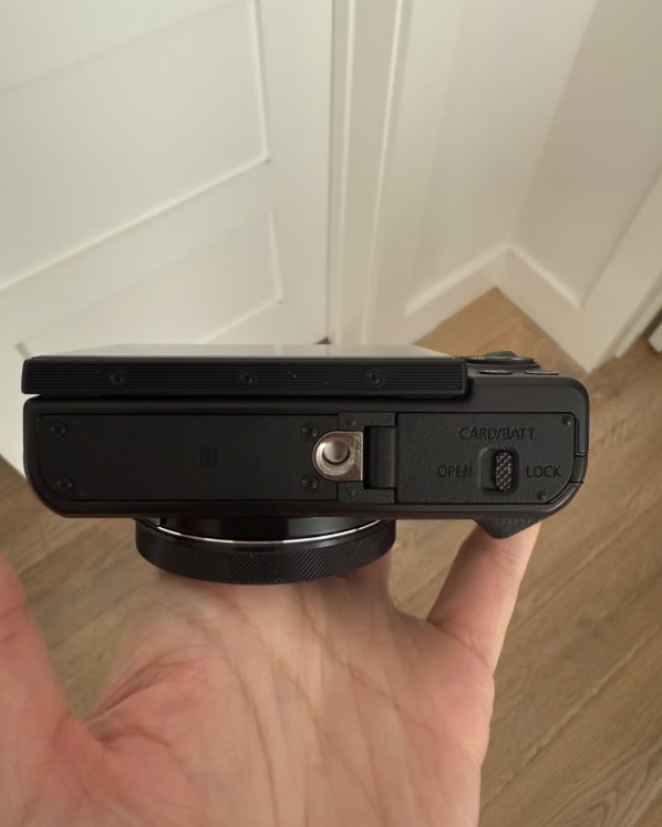 Canon PowerShot G7 X Mark II Digital Camera 20.1MP thumbnail 5