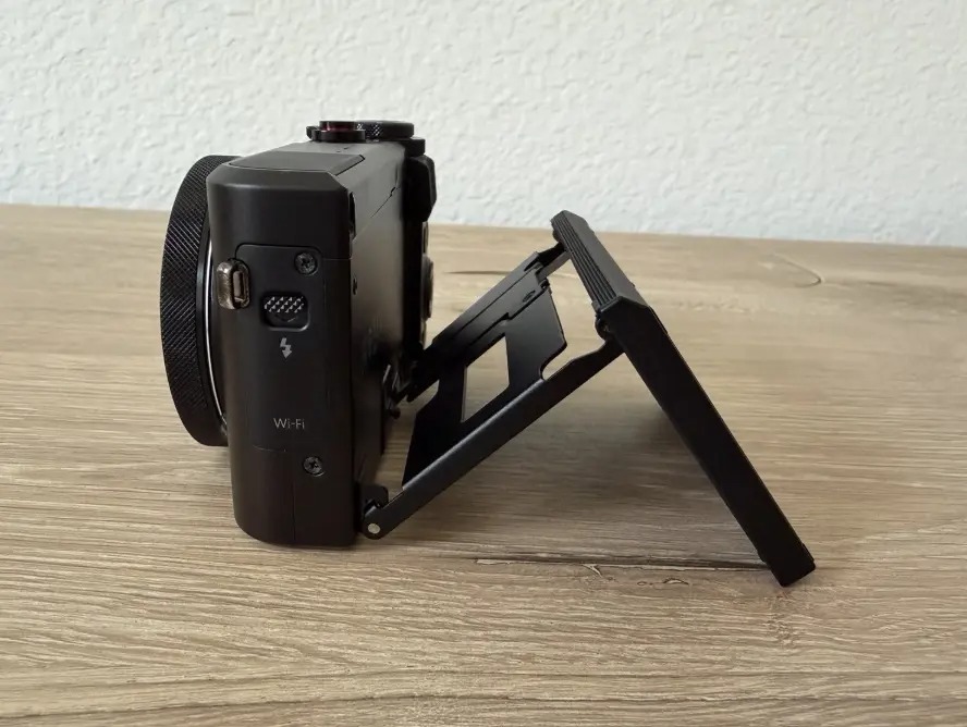 Canon PowerShot G7 x Mark II Digital Camera with Accessories thumbnail 9