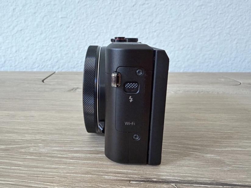 Canon PowerShot G7 x Mark II Digital Camera with Accessories thumbnail 6