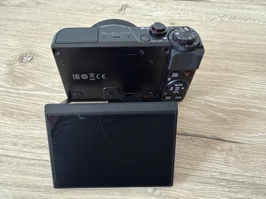 Canon PowerShot G7 x Mark II Digital Camera with Accessories thumbnail 8