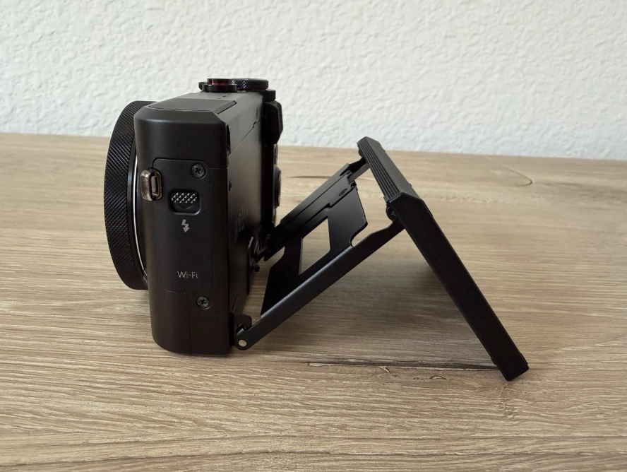 Canon PowerShot G7 x Mark II Digital Camera with Accessories thumbnail 9