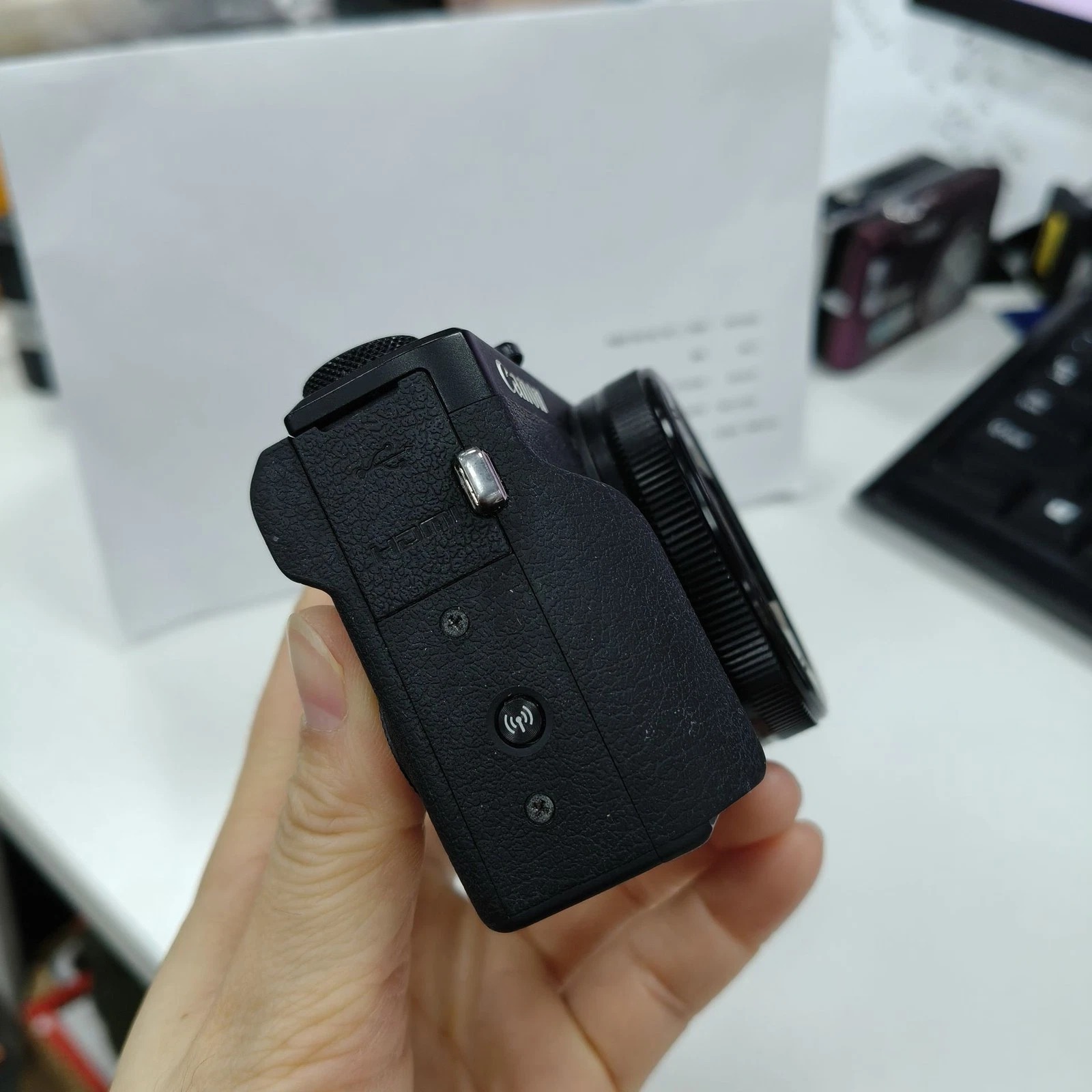 Canon PowerShot G7 X Mark III 20.1MP 4K Digital Camera 4.2x Optical Zoom -Black thumbnail 7