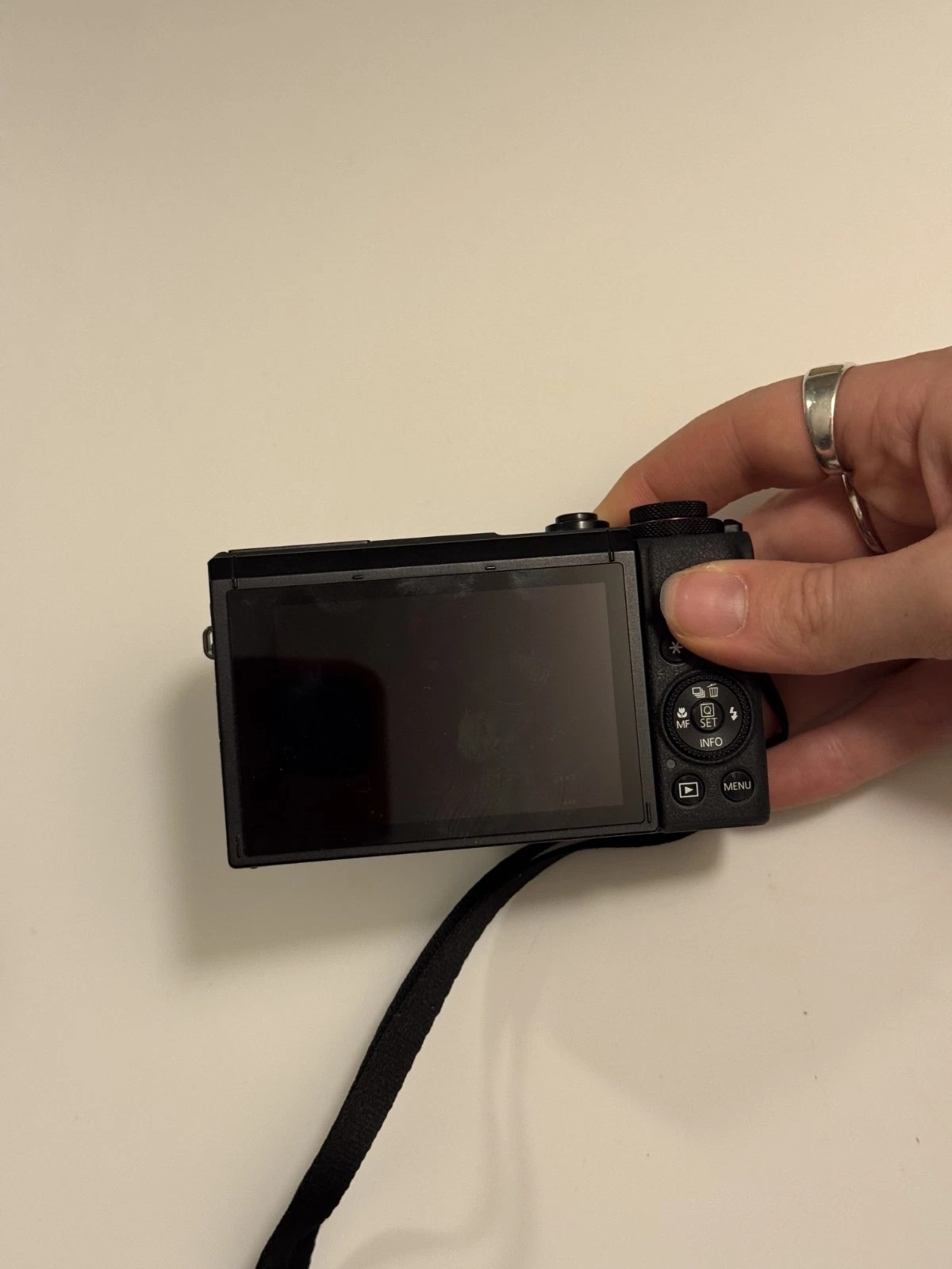 Canon PowerShot G7 X Mark III – 20.1MP Black Digital Camera – Compact Vlogging Point & Shoot thumbnail 3