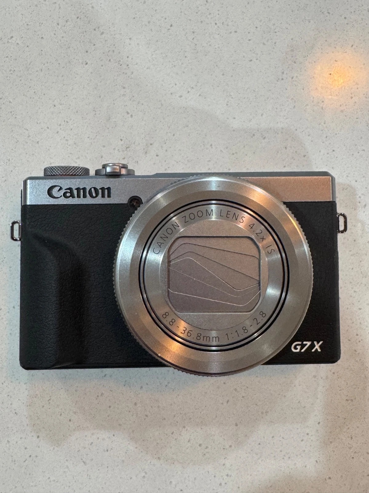Canon PowerShot G7 X Mark III 20.1MP Point-and-Shoot Digital Camera – Silver thumbnail 1