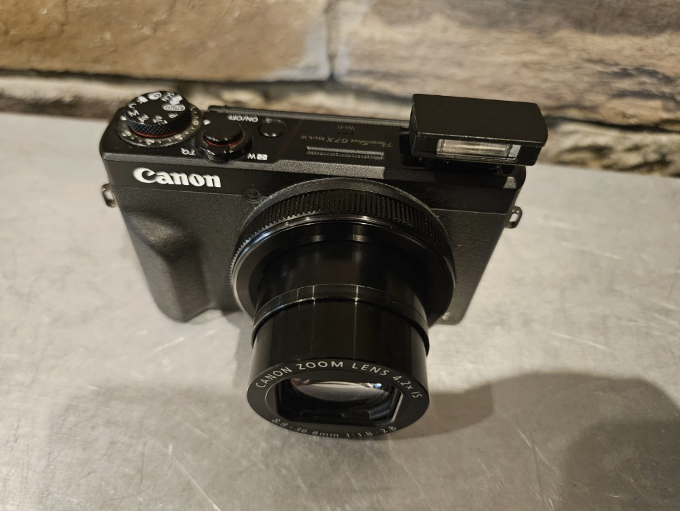 Canon PowerShot G7 X Mark III - 20.1MP Point & Shoot Digital Camera Black Color thumbnail 7