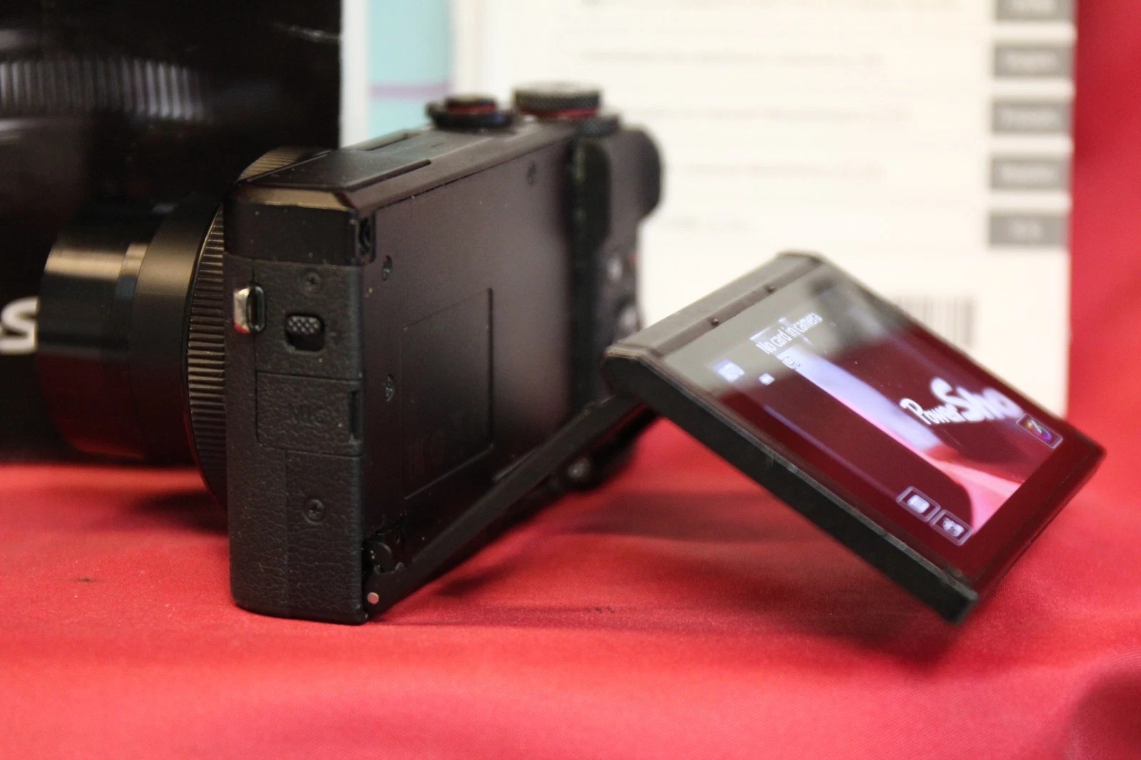 Canon PowerShot G7 X Mark III – 20.1MP Point & Shoot Digital Camera (Genetly Used) thumbnail 6