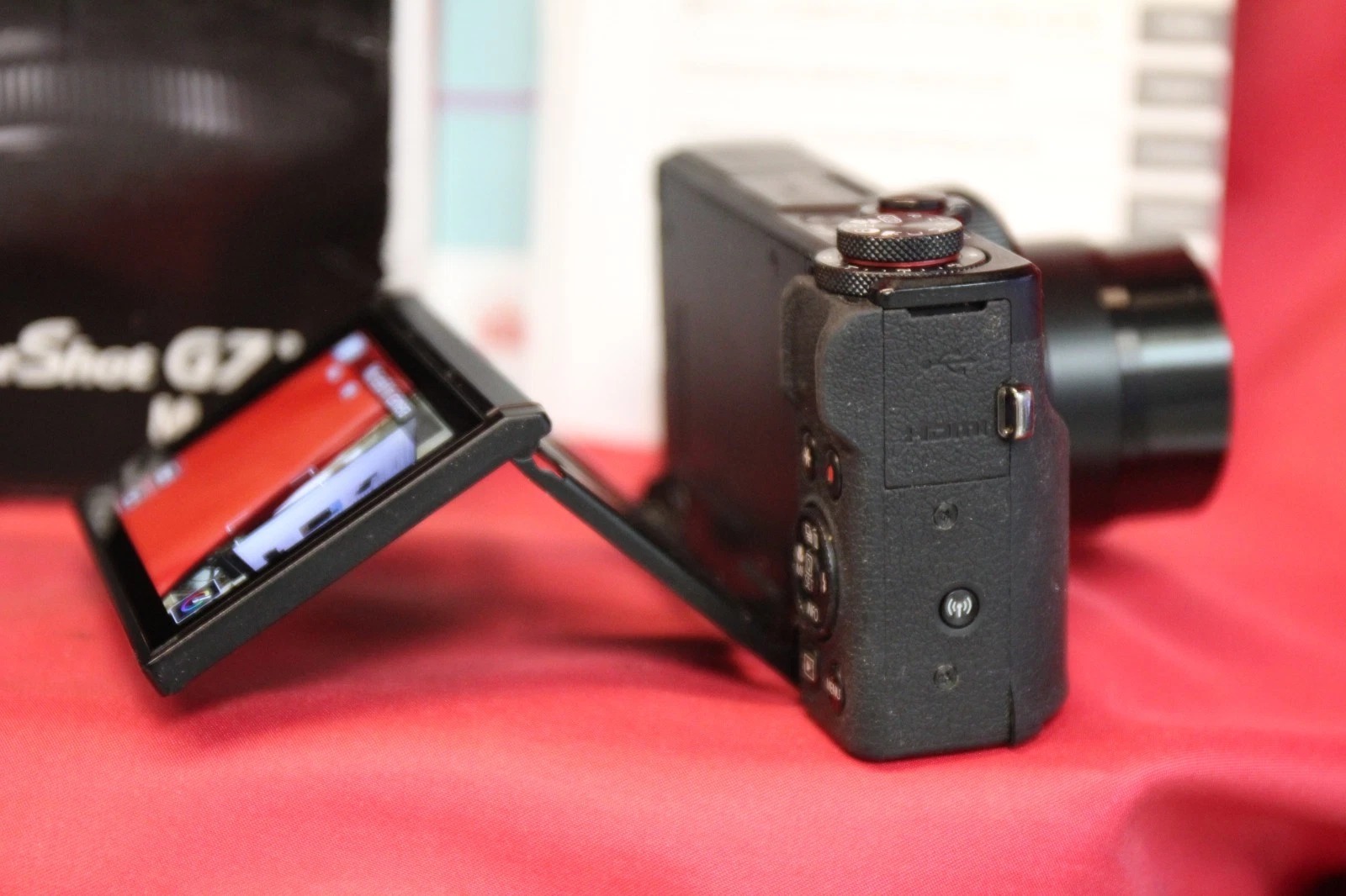 Canon PowerShot G7 X Mark III – 20.1MP Point & Shoot Digital Camera (Genetly Used) thumbnail 7