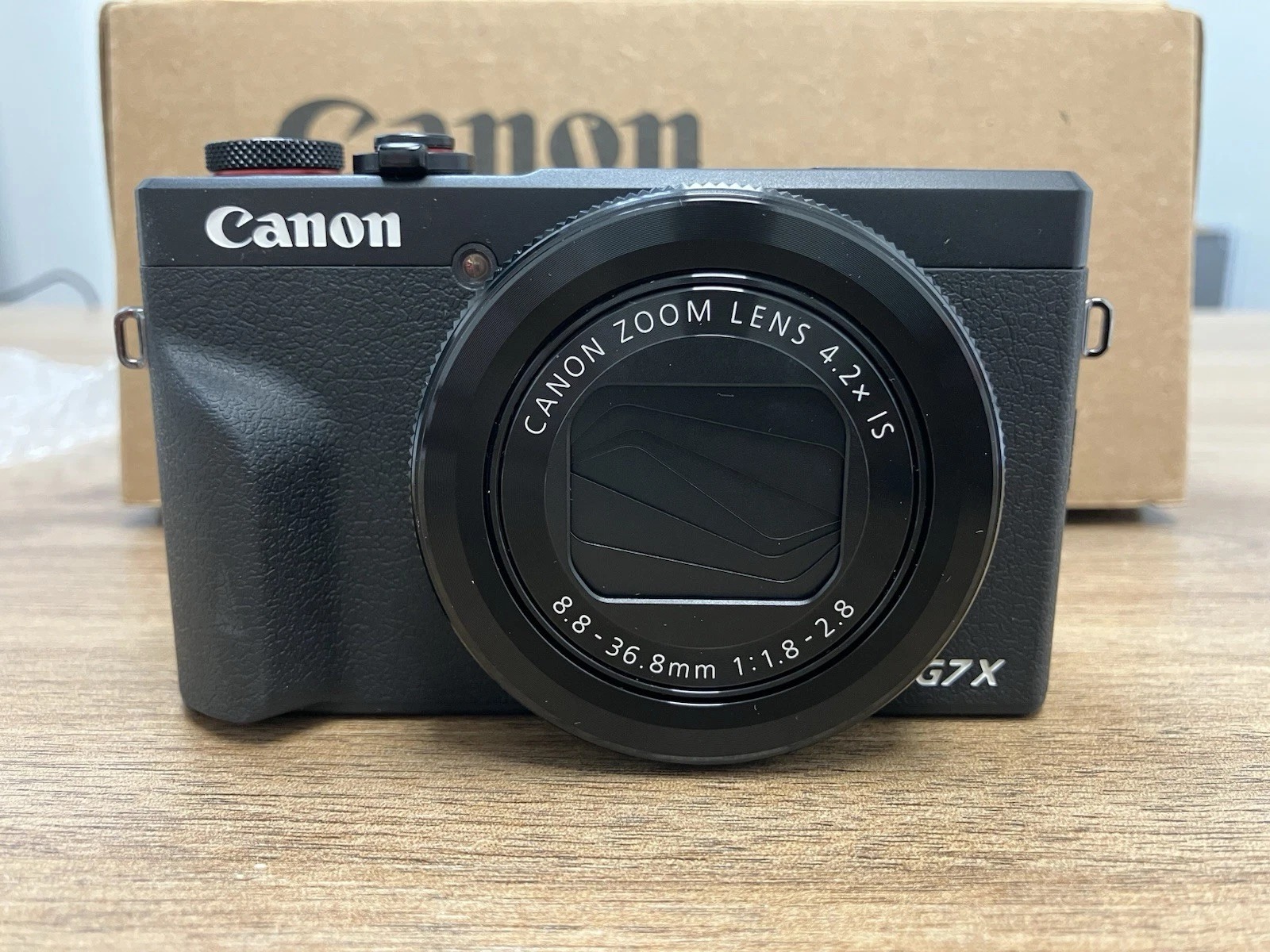 Canon PowerShot G7 X Mark III 20.1MP Point & Shoot Digital Camera thumbnail 1