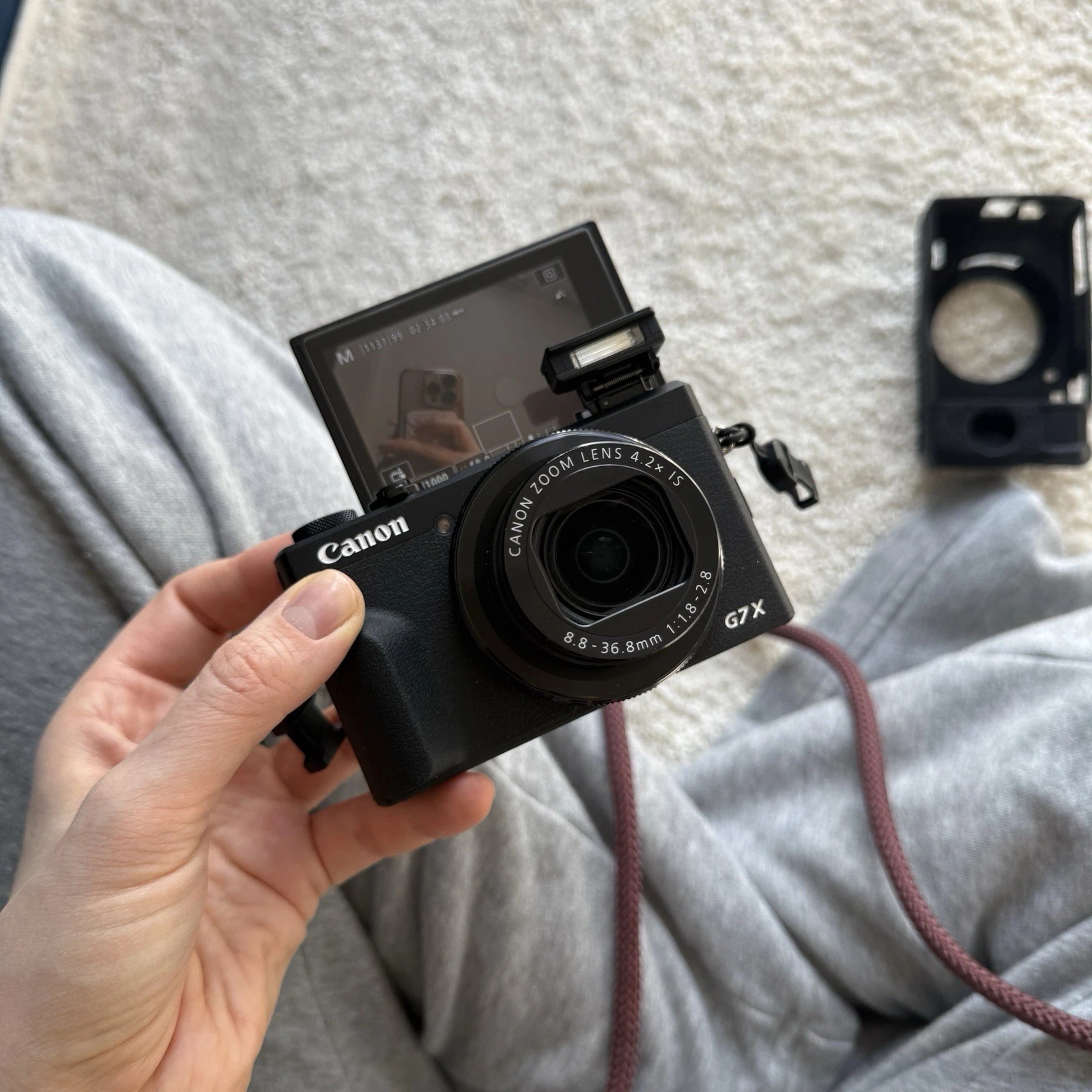 Canon PowerShot G7 X Mark III - 20.1MP Point & Shoot Digital Cameraa thumbnail 12