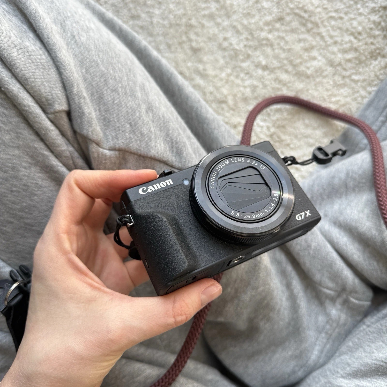 Canon PowerShot G7 X Mark III - 20.1MP Point & Shoot Digital Cameraa thumbnail 3