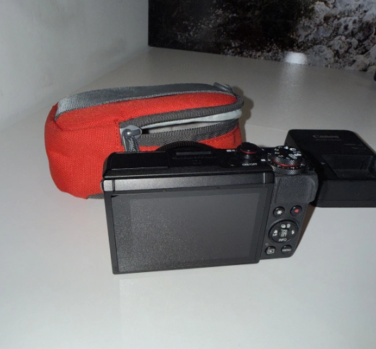 Canon PowerShot G7 X Mark III 20.2MP, 4.2x Optical Zoom, Black  thumbnail 3