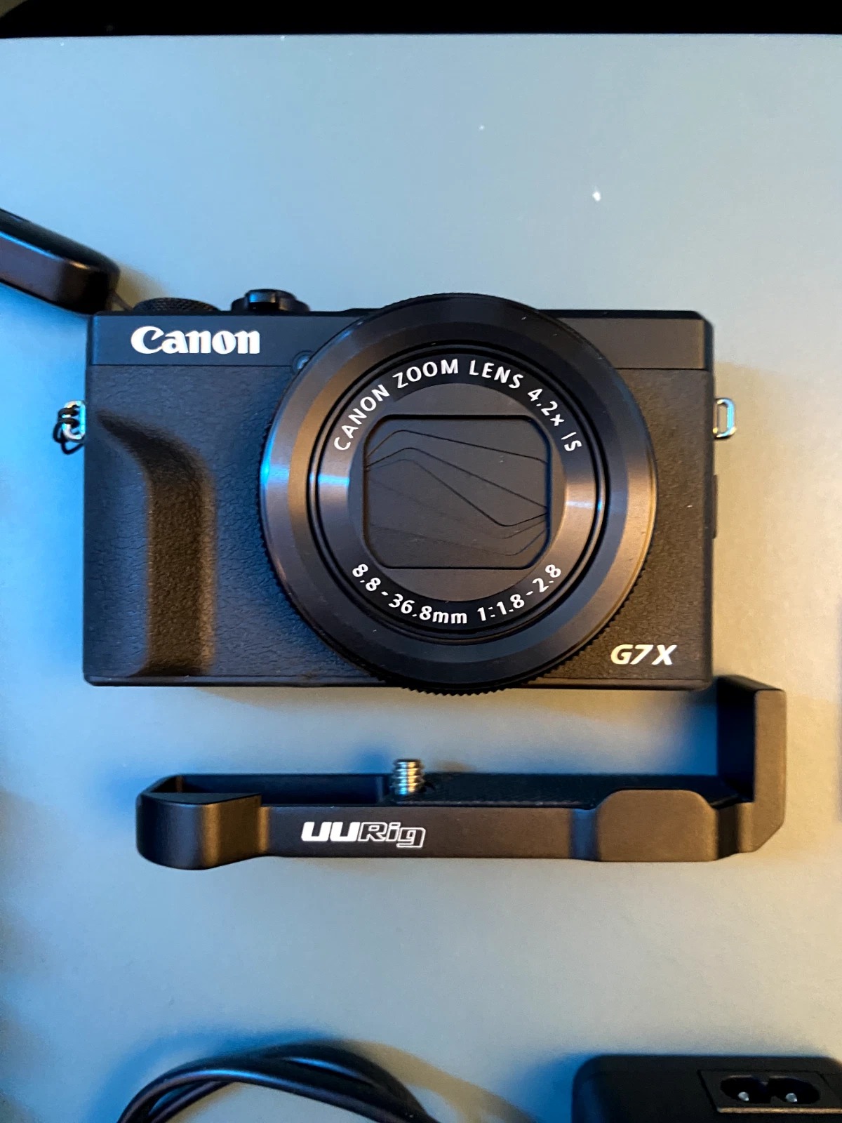 Canon PowerShot G7 X Mark III 20.9MP Digital Camera - Black + 32GB SD Card thumbnail 1