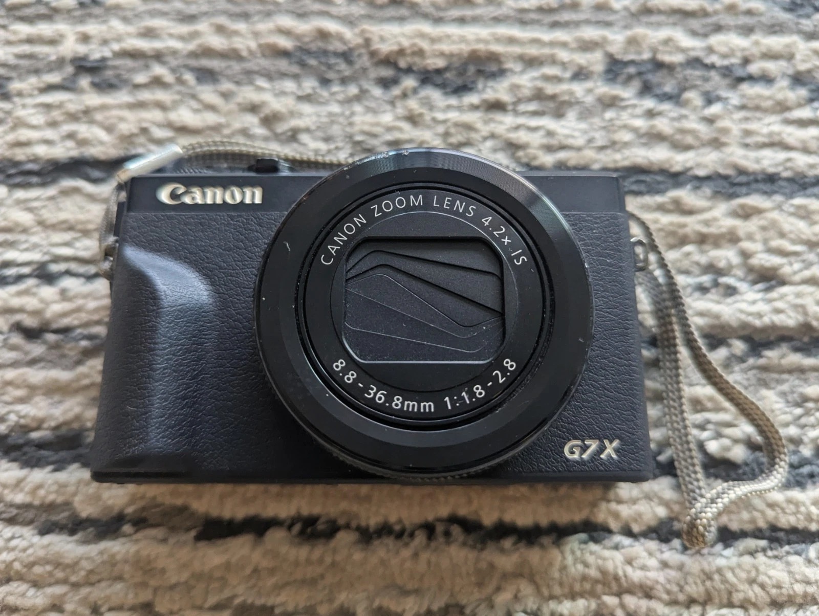 Canon PowerShot G7 X Mark III Bundle – 128GB SD Card, Anker Card Reader, 3 Batteries & Protective Case thumbnail 2