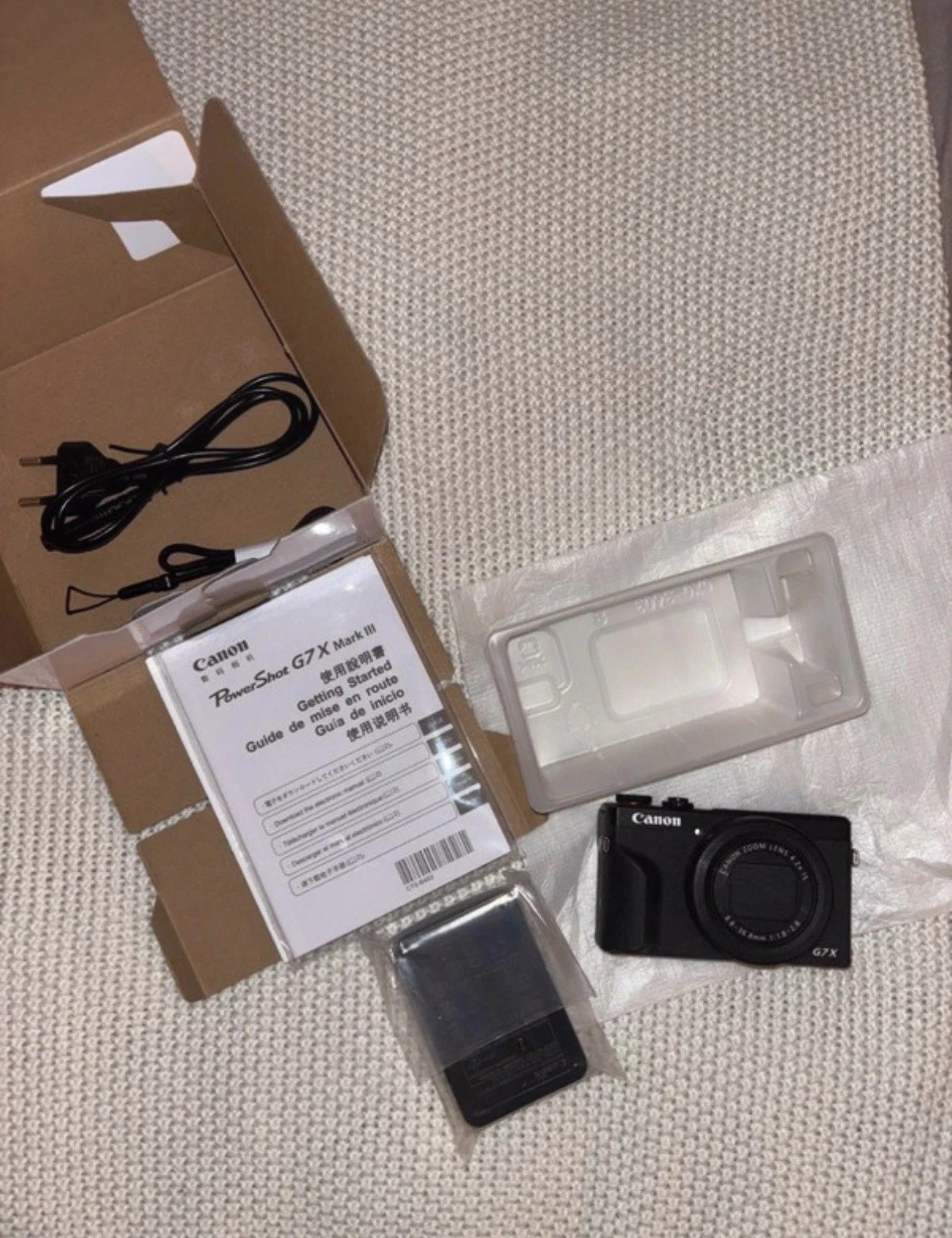 Canon PowerShot G7 x Mark III Camera Black New- thumbnail 3