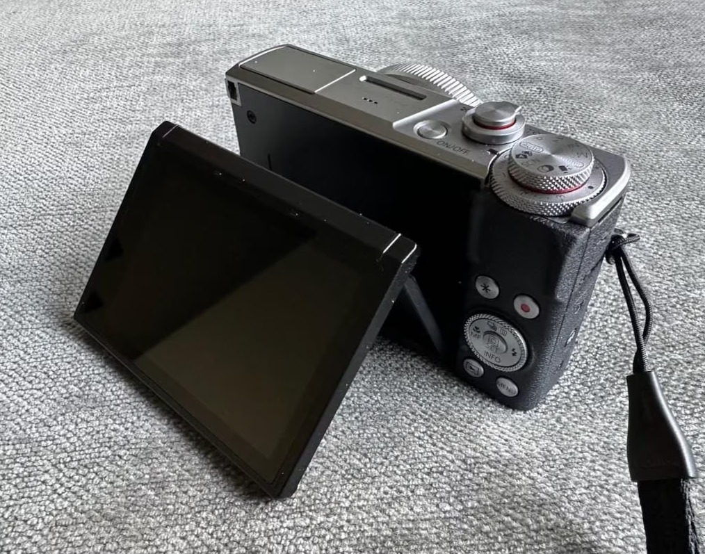 Canon Powershot G7 X Mark III camera, brand new  thumbnail 5