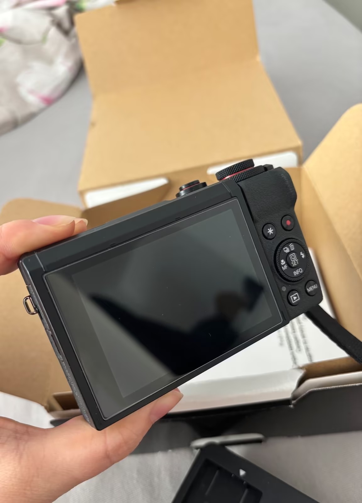 Canon PowerShot G7 X Mark III Camera – Like-new condition thumbnail 4