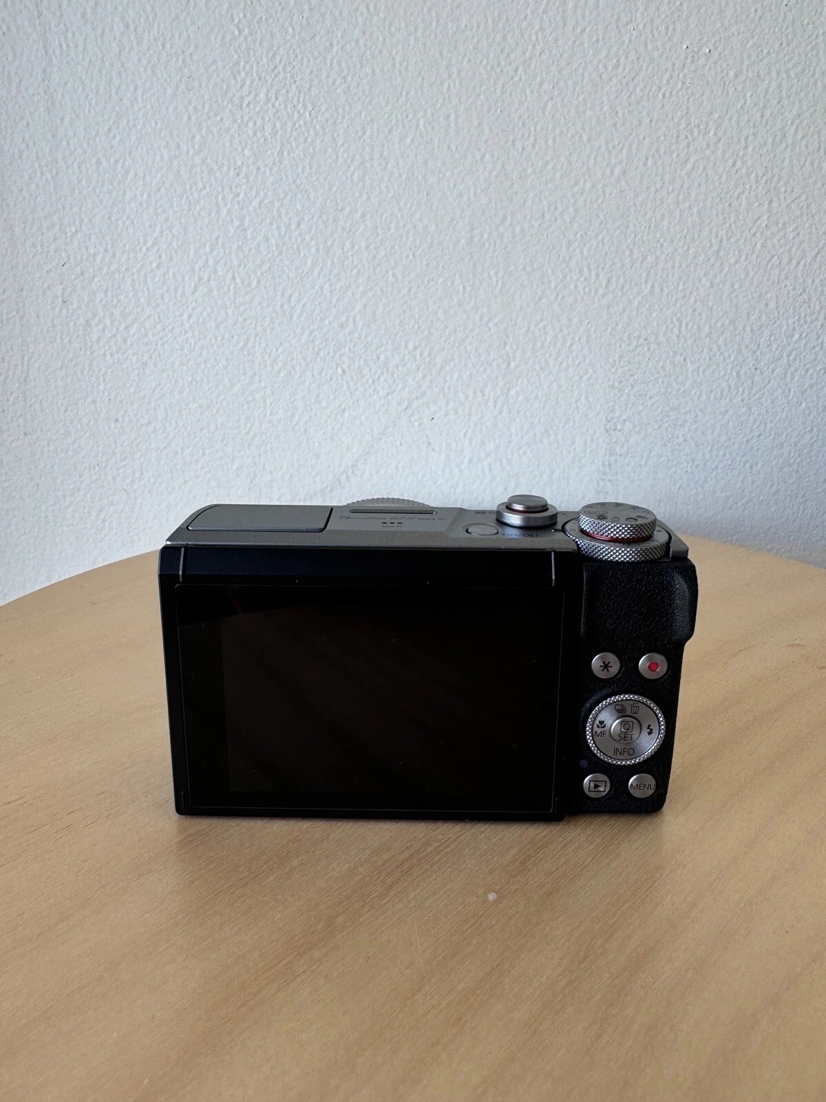 Canon PowerShot G7 X Mark III Digital Camera – Silver | Vlogging | AUS Warranty thumbnail 3