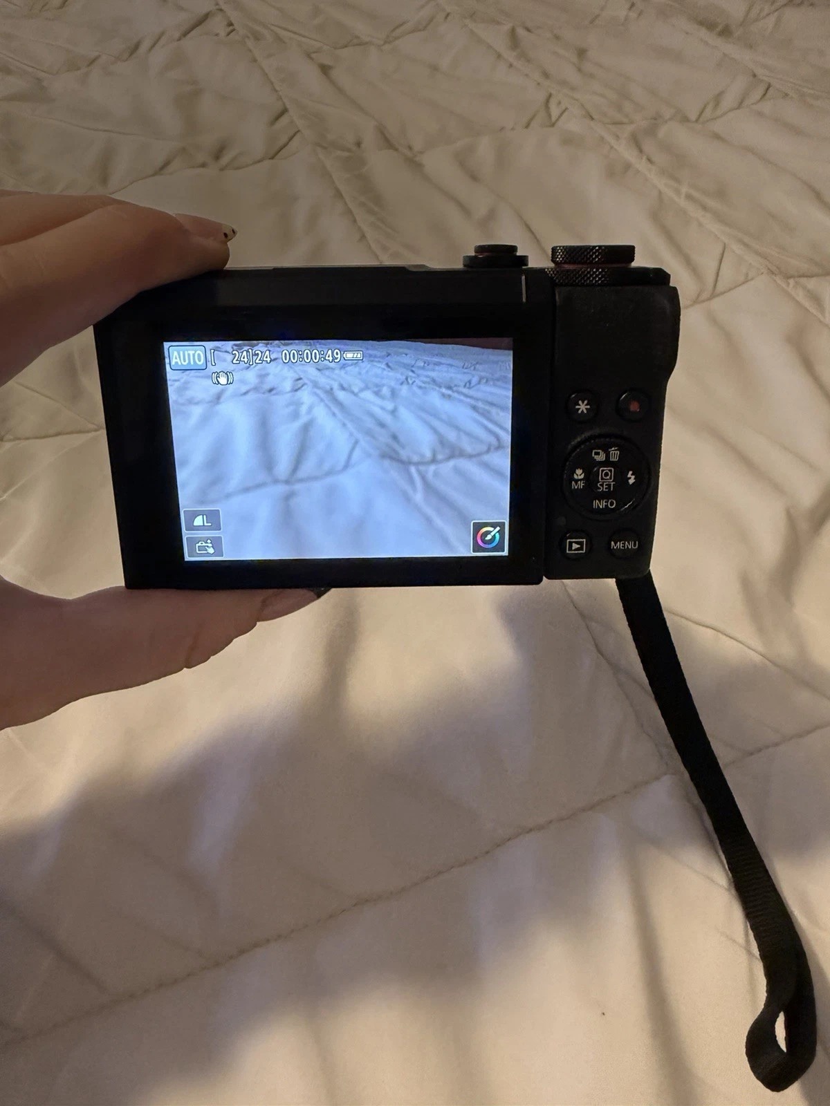 Canon PowerShot G7 X Mark III – f/1.8 20.1MP – Black Compact Camera with 4.2x Zoom & Wi-Fi thumbnail 5