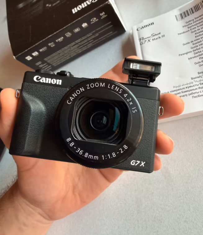 Canon PowerShot G7 X Mark III – Perfect for Road Trips, Vlogging thumbnail 1