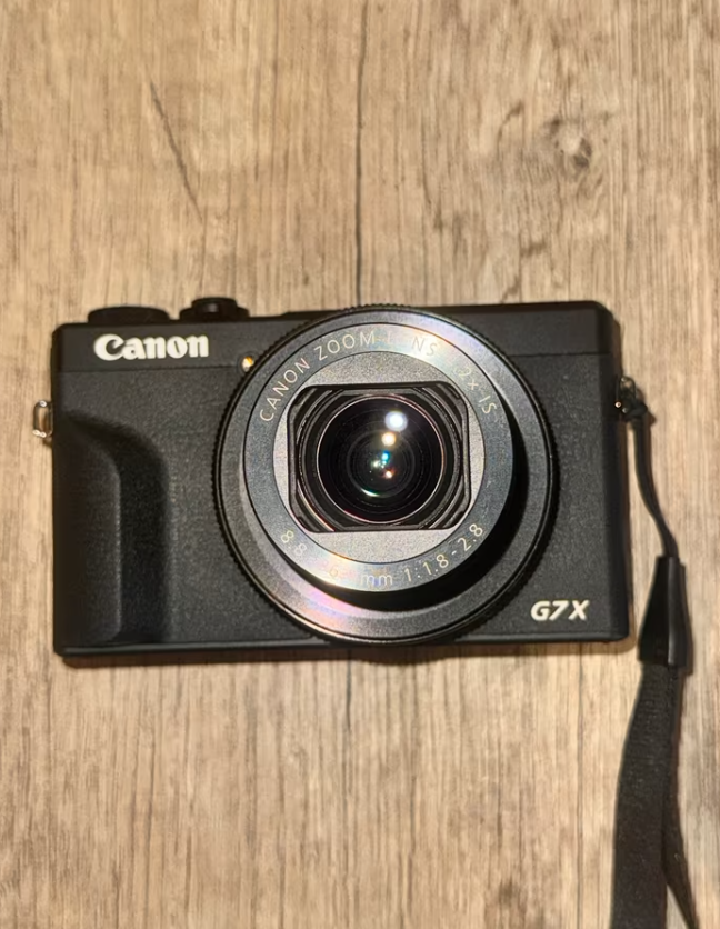 Canon PowerShot G7 X Mark III Premium Kit with Tripod thumbnail 1