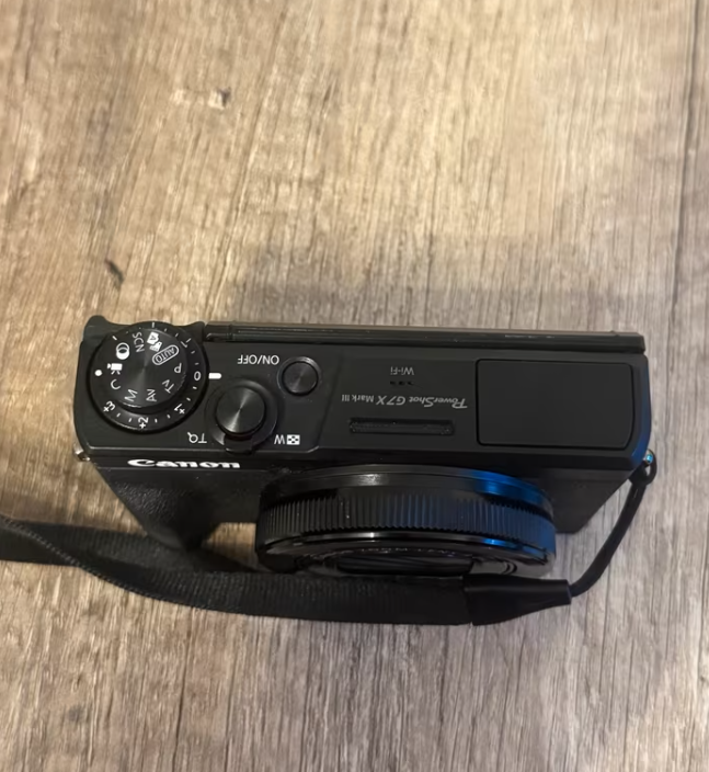 Canon PowerShot G7 X Mark III Premium Kit with Tripod thumbnail 6