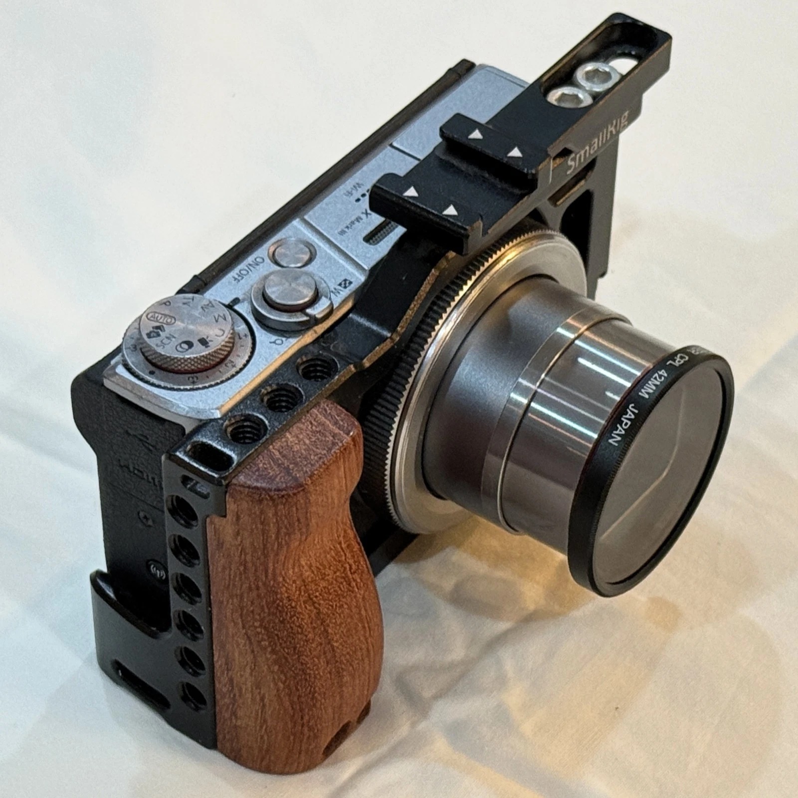 Canon PowerShot G7 X MARK III SILVER SmallRig Cage Extra Batteries thumbnail 8