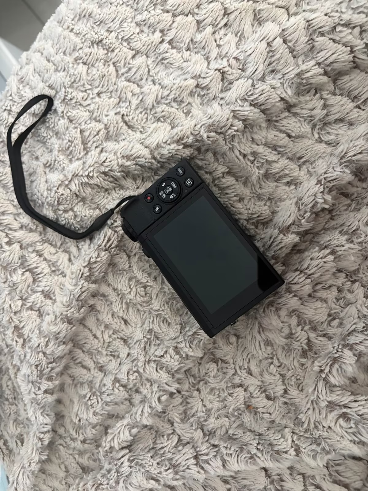 Canon PowerShot G7 X Mark III – Very Good Condition, Original Box Included thumbnail 2