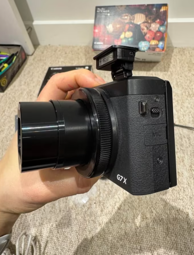 Canon PowerShot G7 X Mark III Vlogger Kit – Like New thumbnail 5