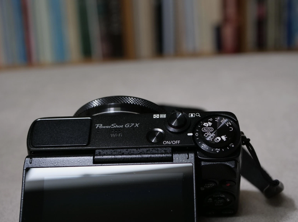 Canon PowerShot G7X Digital Camera — Excellent Condition, Like New thumbnail 6