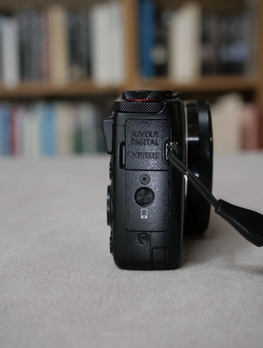 Canon PowerShot G7X Digital Camera — Excellent Condition, Like New thumbnail 7