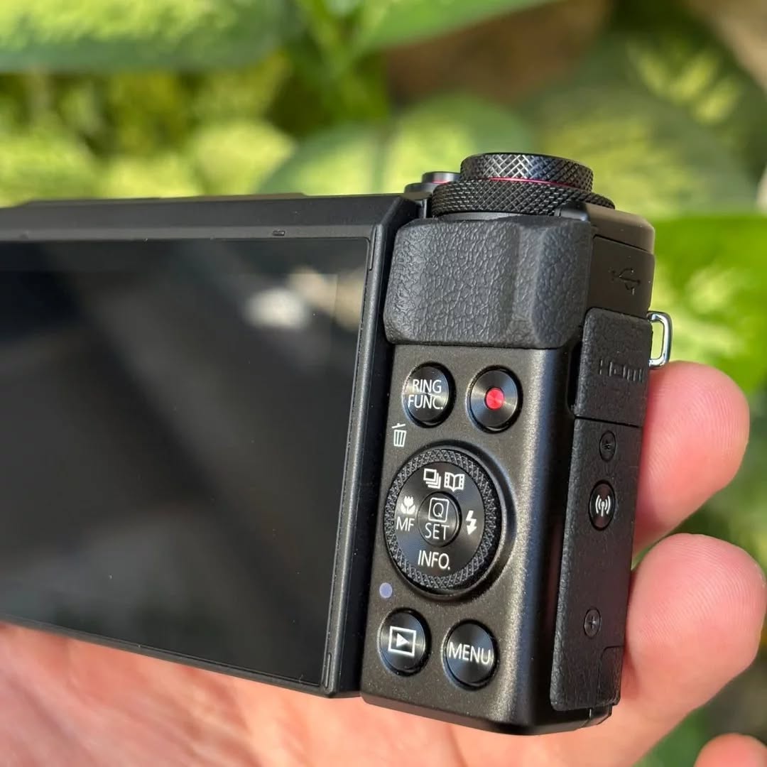 Canon PowerShot G7x Mark II 10/10 thumbnail 3