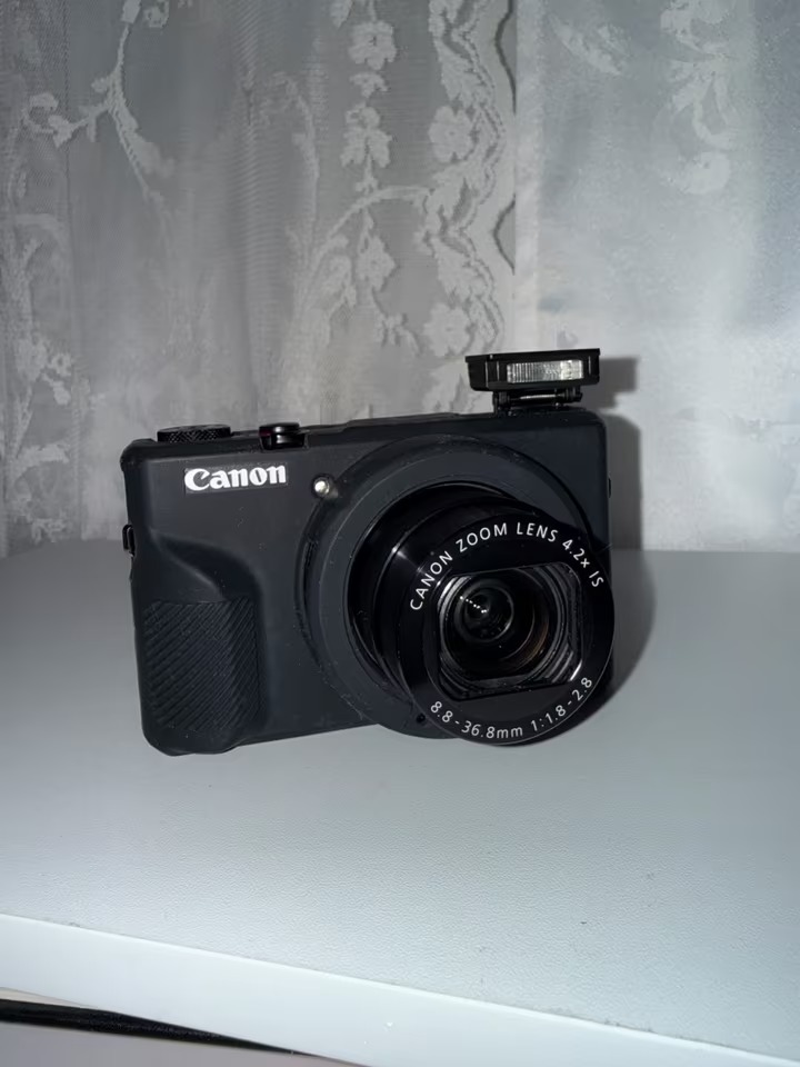 Canon powershot G7X MARK III Black Compact Digital Camera with the Original box thumbnail 9