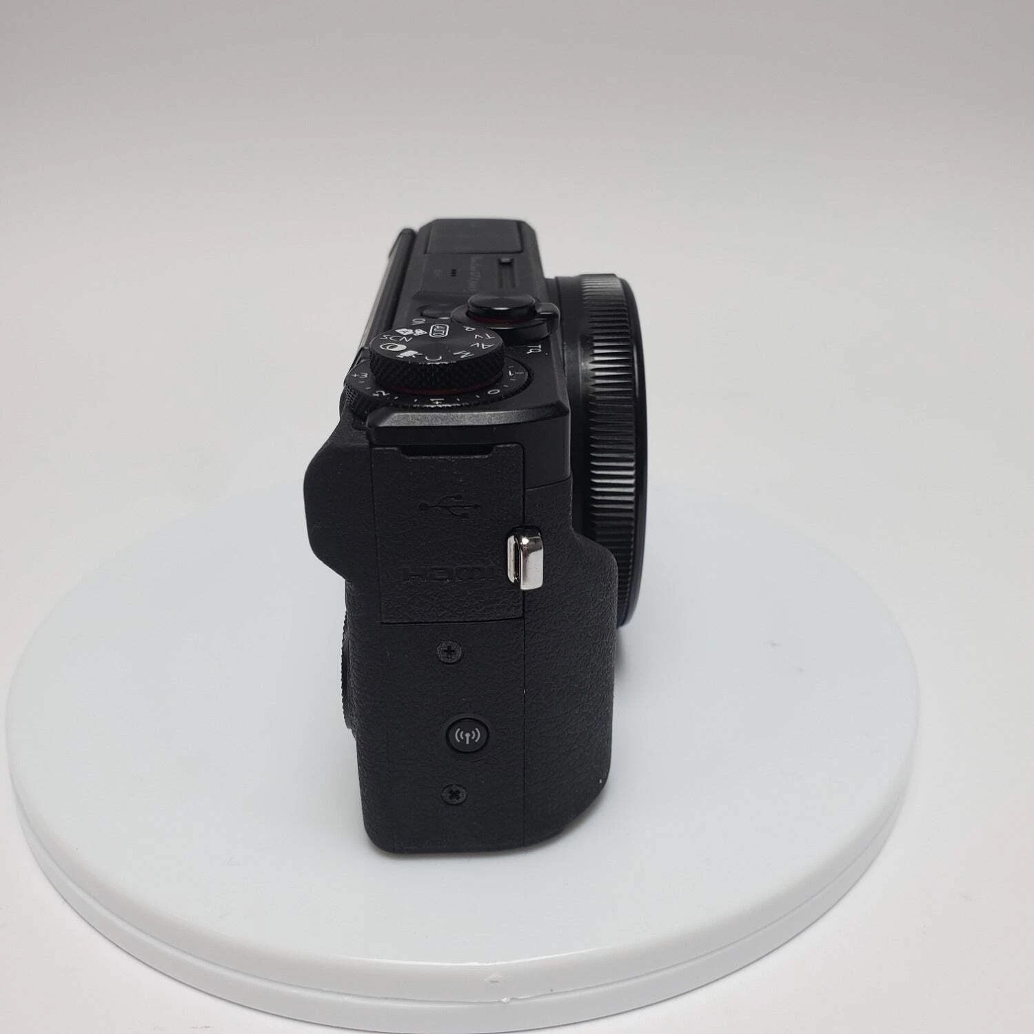 Canon G7X Mark III 20.1MP 4K HDR Compact Camera thumbnail 4