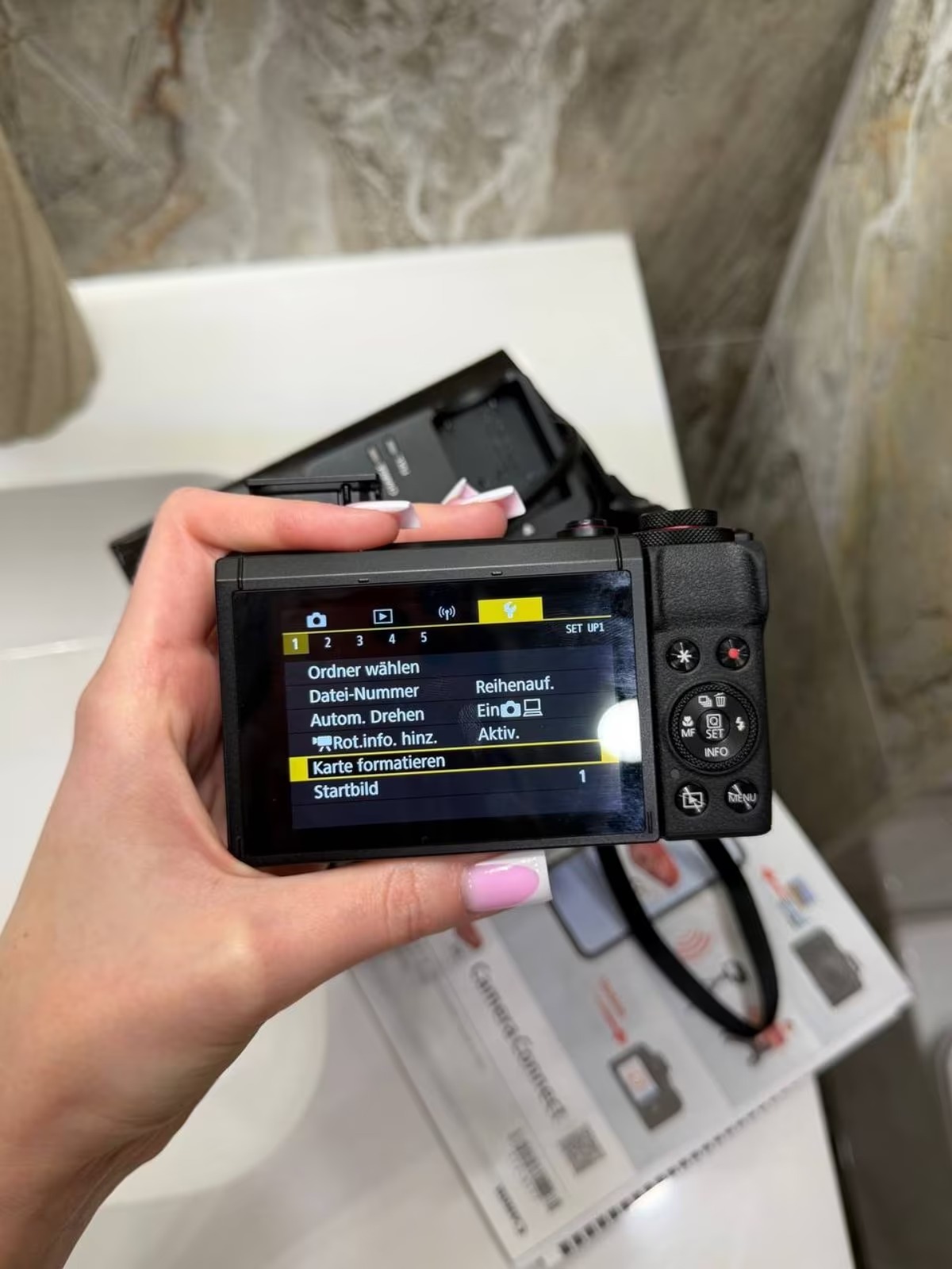 Canon PowerShot G7X Mark III black thumbnail 5