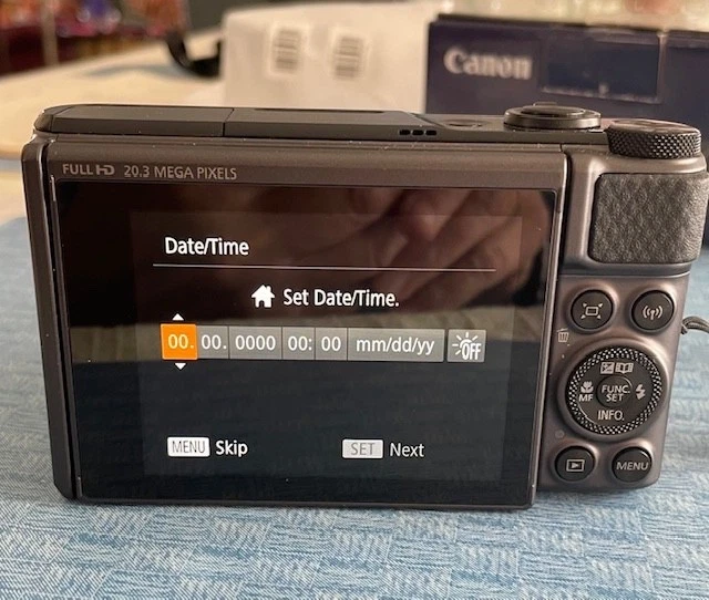 Canon PowerShot SX730 HS 20.3MP Digital Camera – Original Owner + 2 Camera Cases thumbnail 7