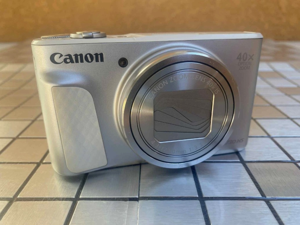 Canon PowerShot SX730 HS 20.3MP Digital Camera – Silver – Works Perfect thumbnail 1