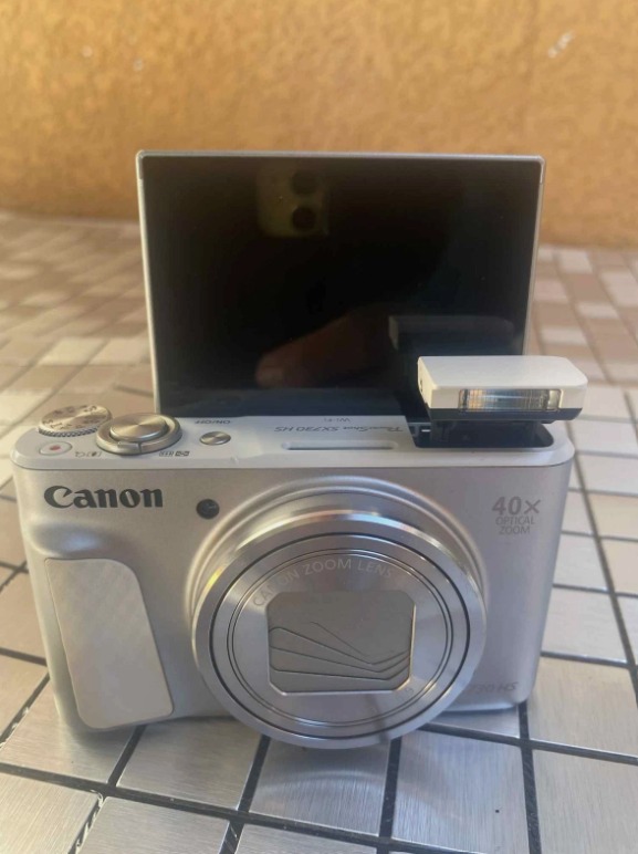 Canon PowerShot SX730 HS 20.3MP Digital Camera – Silver – Works Perfect thumbnail 4