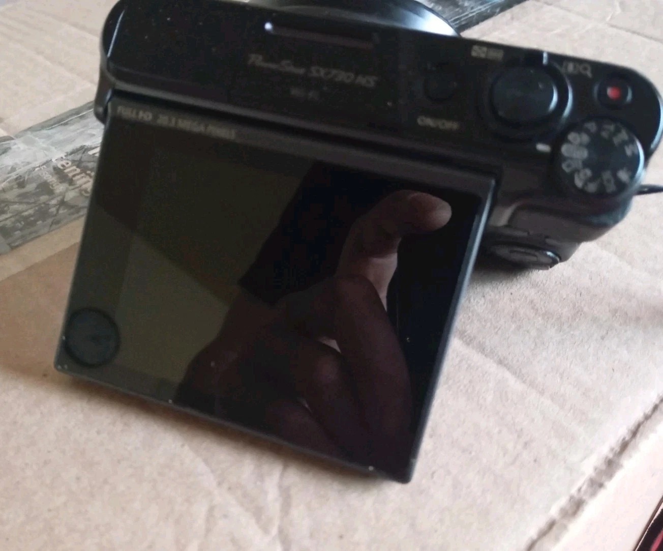 Canon PowerShot SX730 HS 20.3MP Point & Shoot Digital Camera – Black  thumbnail 9