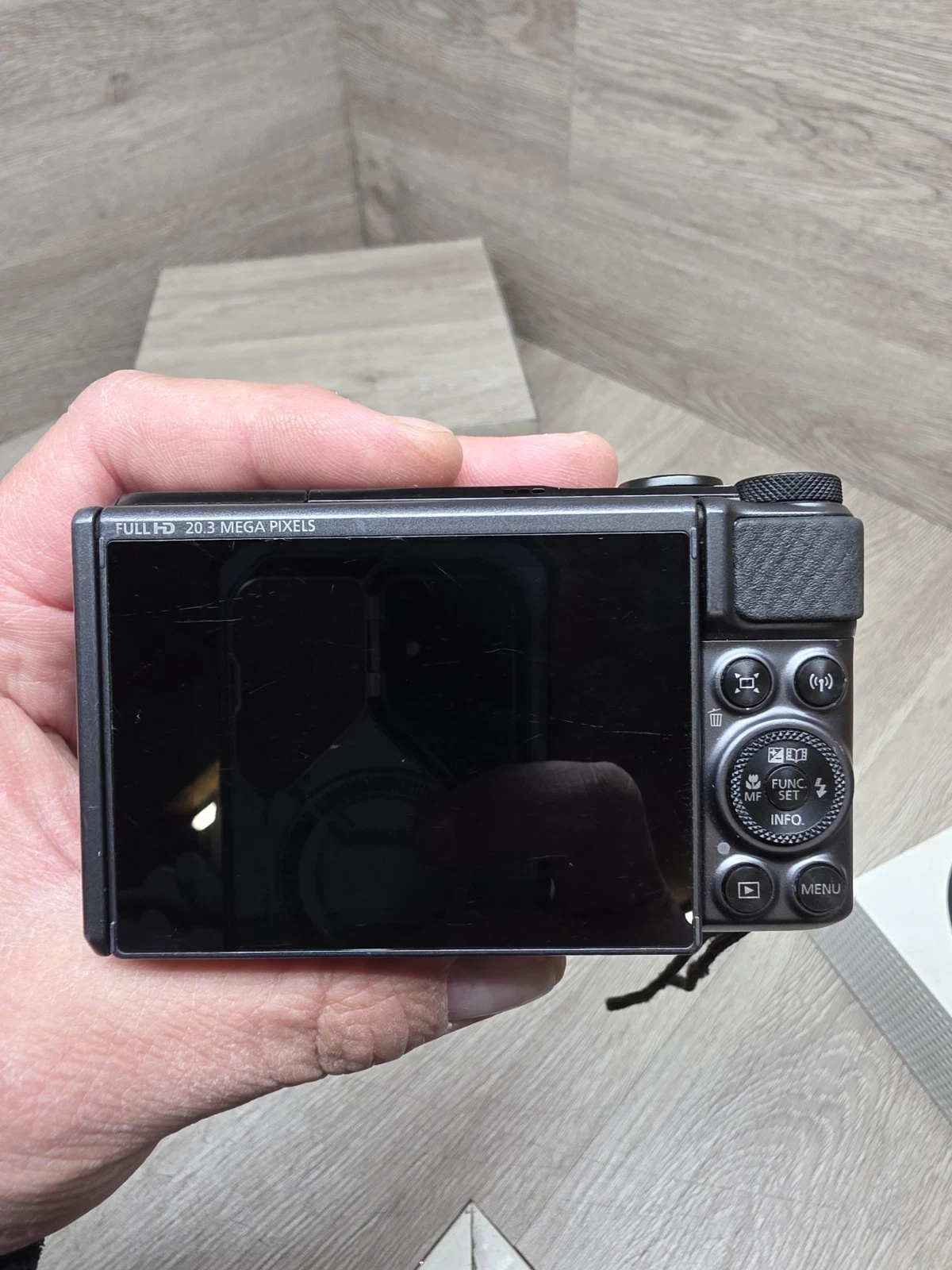 Canon PowerShot SX730 HS 20.3MP Digital Camera thumbnail 9