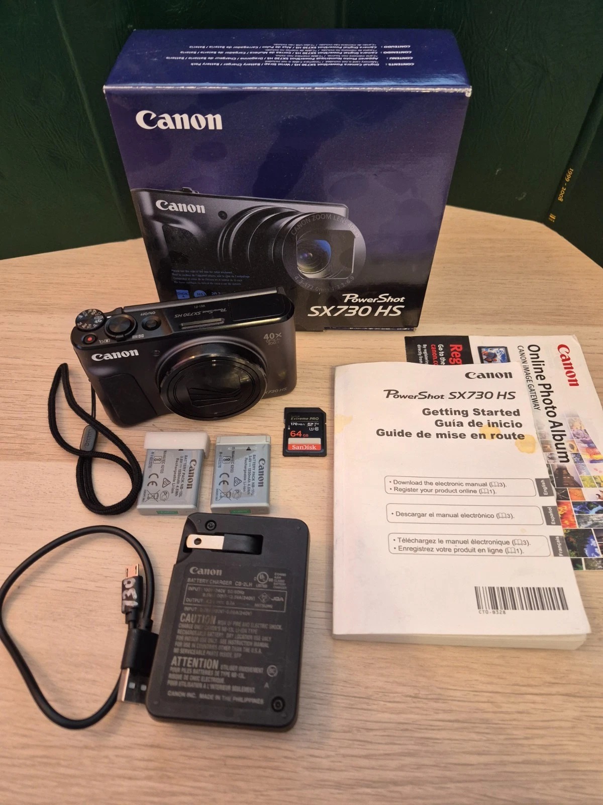 Canon PowerShot SX730 HS Digital Camera 20.3 MP 40x Optical Zoom Bluetooth Black thumbnail 1