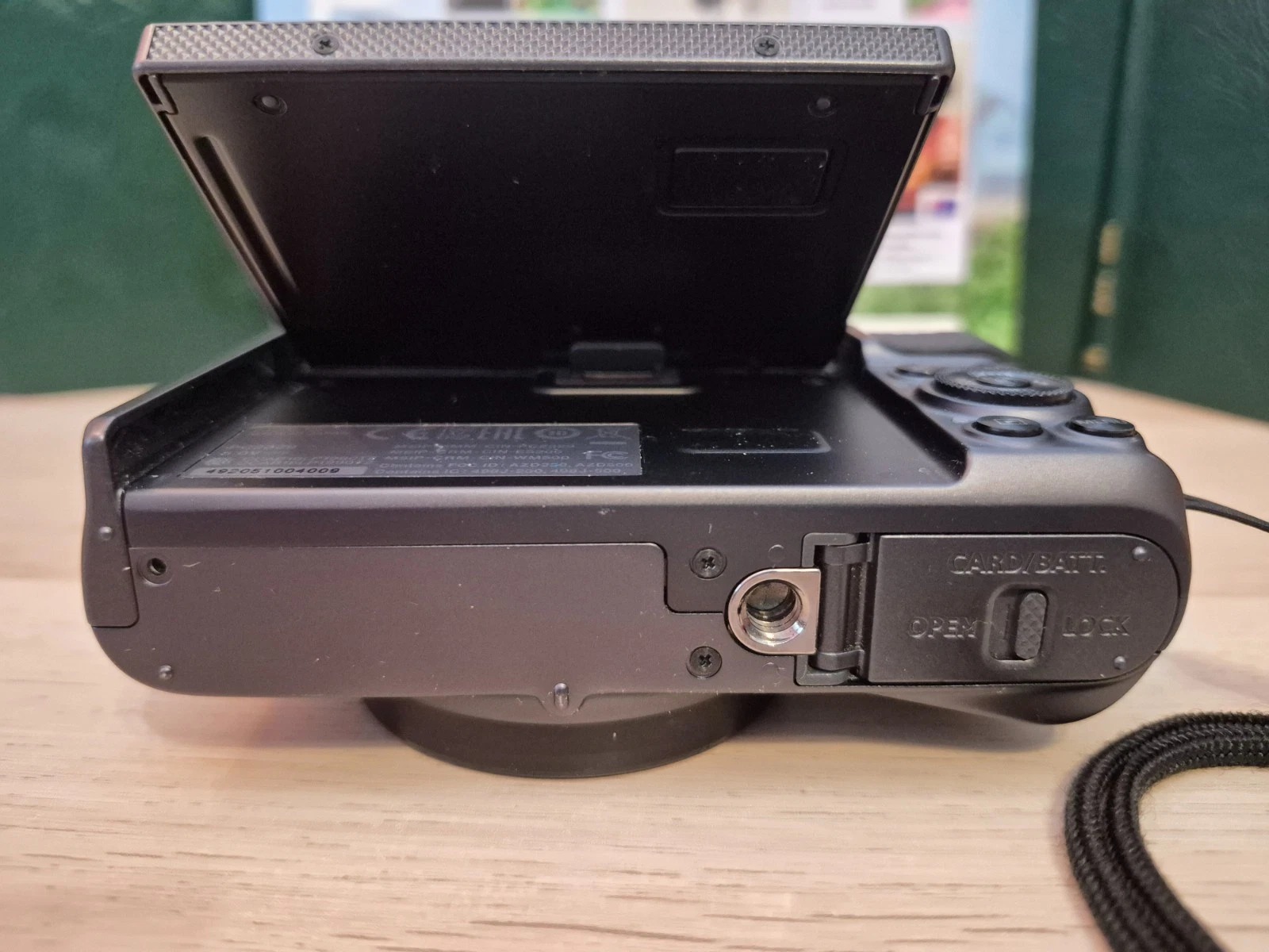 Canon PowerShot SX730 HS Digital Camera 20.3 MP 40x Optical Zoom Bluetooth Black thumbnail 13