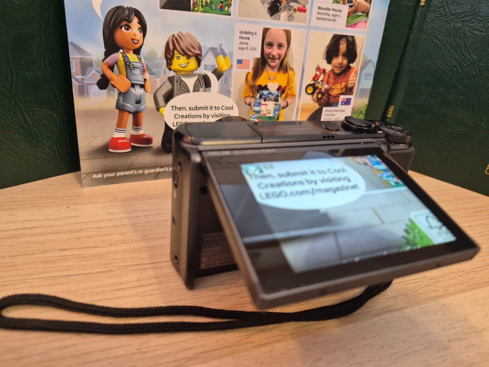 Canon PowerShot SX730 HS Digital Camera 20.3 MP 40x Optical Zoom Bluetooth Black thumbnail 4