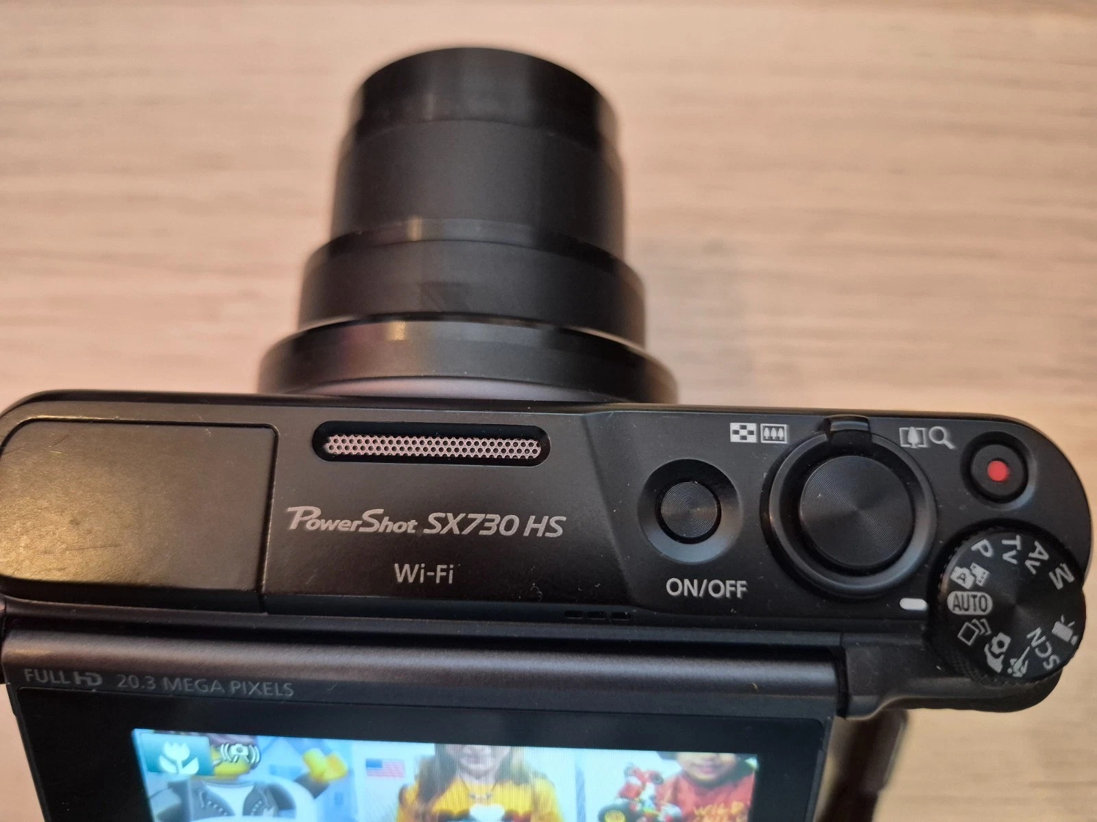 Canon PowerShot SX730 HS Digital Camera 20.3 MP 40x Optical Zoom Bluetooth Black thumbnail 7