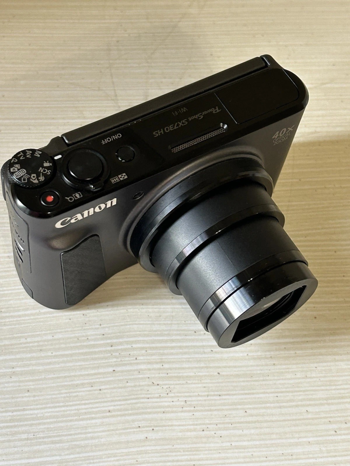 Canon PowerShot SX730 HS Digital Camera – 20.3MP – 40x Optical Zoom – 3" Tilt LCD thumbnail 4