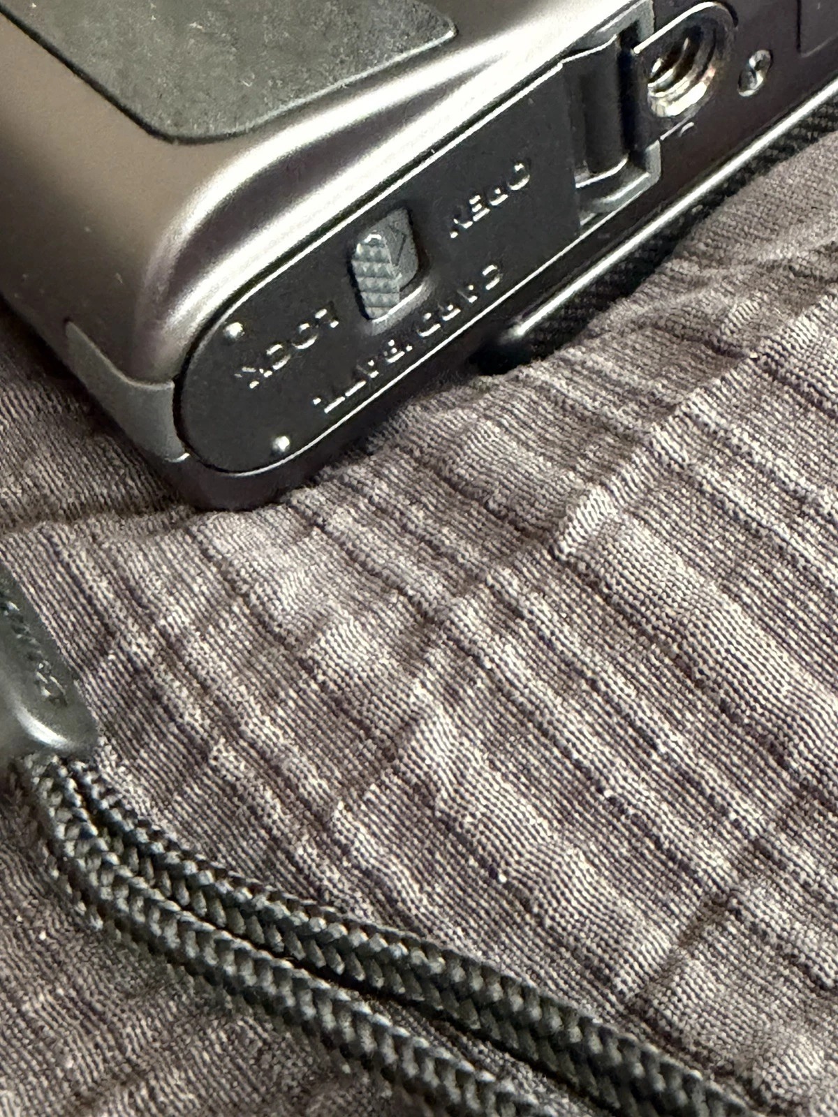 Canon PowerShot SX730 HS Digital Camera Bundle – Case, Charger & 2 Batteries Included thumbnail 14