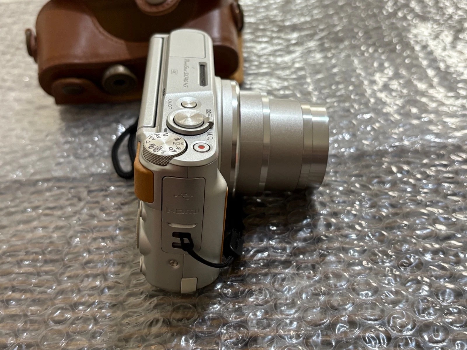 Canon PowerShot SX740 HS 20.3 4K Compact Digital Camera w/ Case,Charger,Nice thumbnail 11